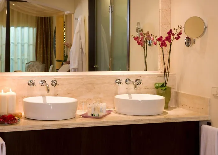 Suite Junior de Estilo Colonial