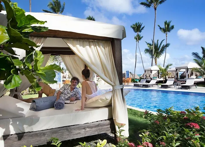 Elegance Pool Side King Suite Adults only